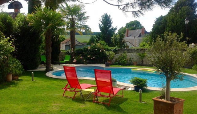 GITE classé * meublé du tourisme - HEATED SWIMMING POOL - SPA