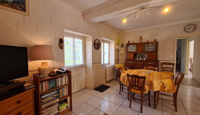 Gite Communauté de communes Brenne - Val de Creuse-Pouligny-Saint-Pierre, 2 bedrooms, 4 persons