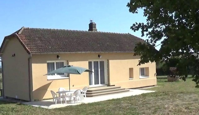 Gite Coutansouze, 2 bedrooms, 4 persons