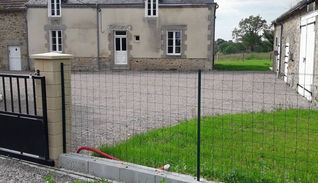 Gite Crozon-sur-Vauvre, 7 bedrooms, 18 persons