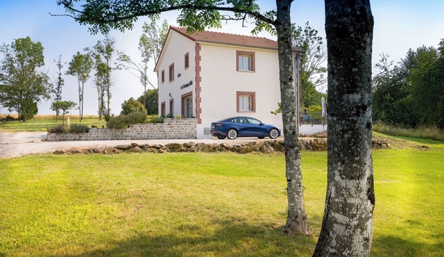 Gite de 12 Personnes à L'orée des Bois