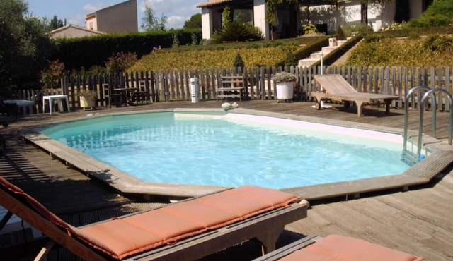 GITE DE CHARME - pinede, private swimming pool - near NARBONNE aude -