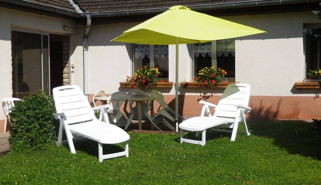 GITE DE FRANCE 3 épis 2 mn from the lake 1 medium-sized pet