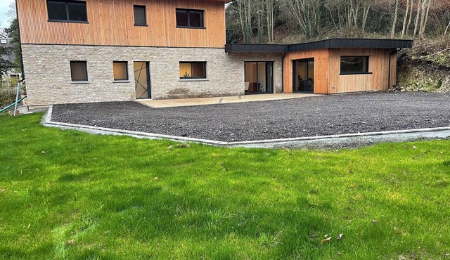 Gîte de l'Epinay "Myrtille" with indoor pool for year-round enjoyment!