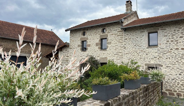 GÎTE DE LA FONTAINE in the countryside of the Monts d'Ambazac