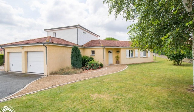 GITE DE LA PLAINE IN THE HEART OF AUVERGNE