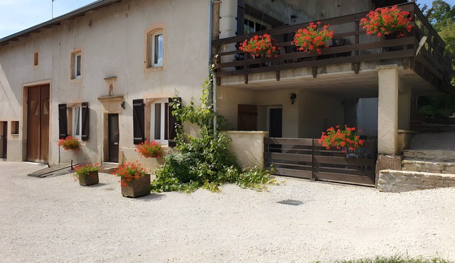 Gîte de la Verdurette: Tranquil Stay in the Countryside