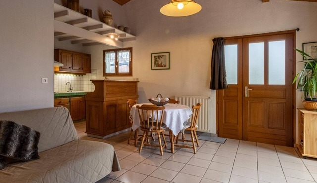 GITE DES CHENES - ENTRELACS