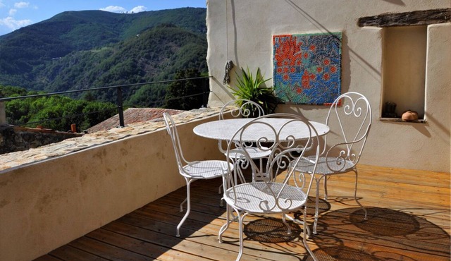 GITE DES JEUNES PIERRES CHARM AND NATURE