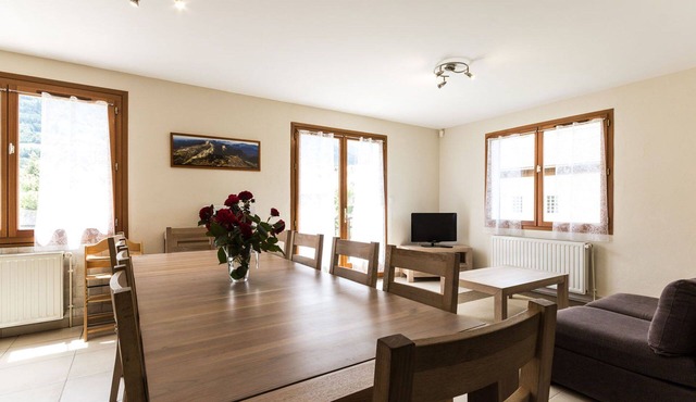 Gite du Finet "le Menil" -Spa and Sauna in the heart of the Trieves Vercors".