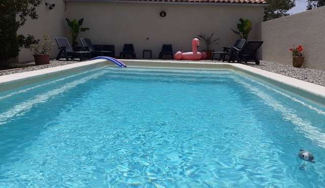Gite du Riage 10 mins from Anduze in the countryside with heated pool