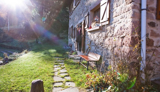 Gîte du Pré au Miel in a peaceful setting in the heart of Alsace. Ideal for families and small groups