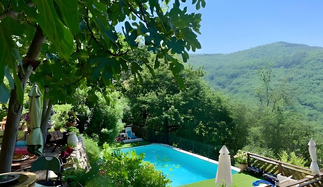 Gite du haut – in La Rouquette, a charming little hamlet