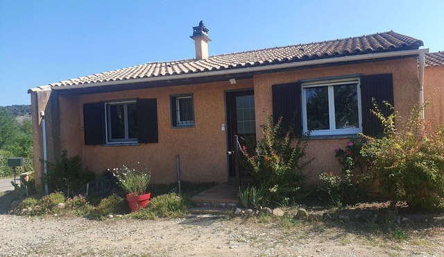 "GITE DU MURIER" 110M2 3 BEDROOMS WITH VERANDA Rocher de Sampzon