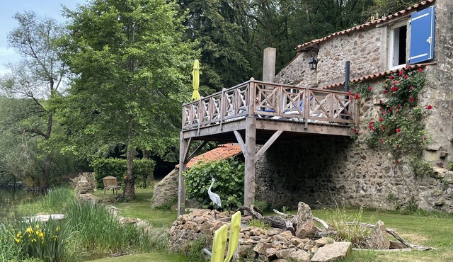Gîte du Pont de Diet in Mervent, an unusual, peaceful setting in a forest by the water.