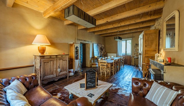 Gîte du Roc village house restored with charm and authenticity