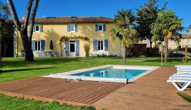 Gîte du Ruban Vert with private swimming pool