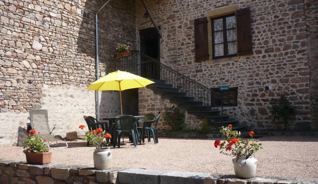 Gite DU Vernand- Se Ressourcer à la Compagne- Animaux Acceptés