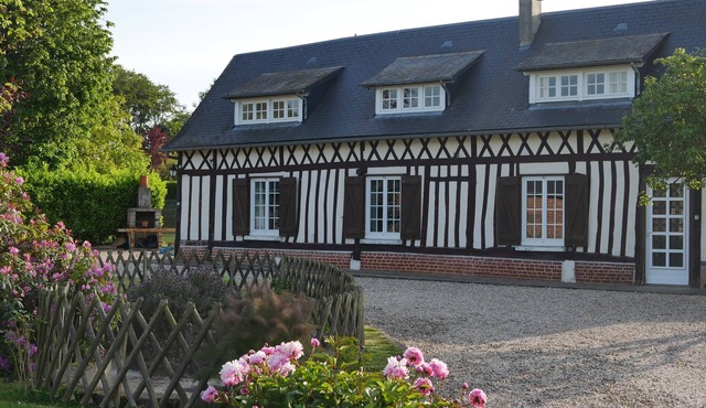 Gîte Euphrasie, Normandy farmhouse near the sea