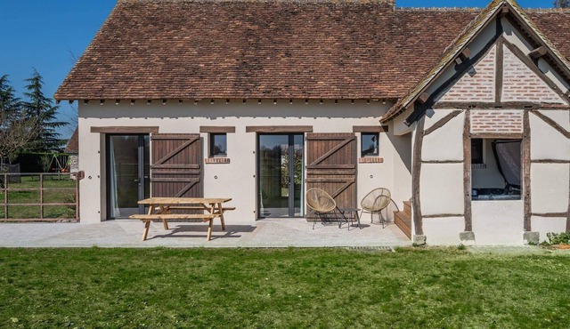 Gîte-Exclusive-Ensuite with Shower-Countryside view