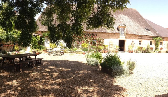 Gîte familiale La Ferme des Forges, 4 rooms 11 persons with swimming pool