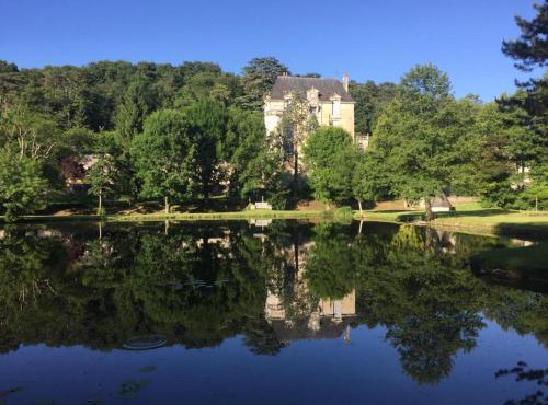 Gite Familial Chateau La Roche Racan