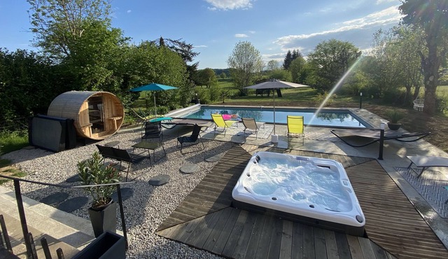 Gite Familiale 14 Personnes - Puy Mary, Salers, Lioran