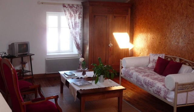 Gite Ferrières-sur-Sichon, 3 bedrooms, 6 persons