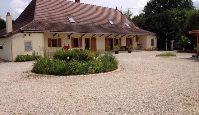 Gite for 14 people with swimming pool