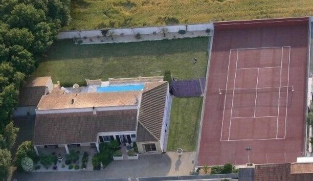 Gite for 2/3pers and Chambre d'hôte(2x2) close to the sea, near la rochelle ile de ré