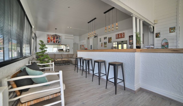 Gîte for 2 to 12 people shops and beach within walking distance