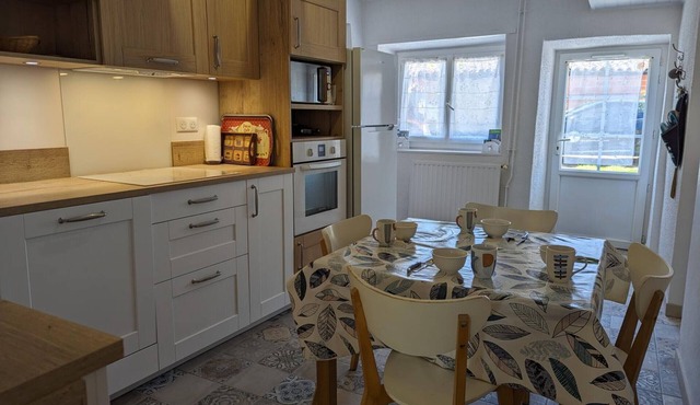 Gite Chasseneuil-sur-Bonnieure, 2 bedrooms, 4 persons