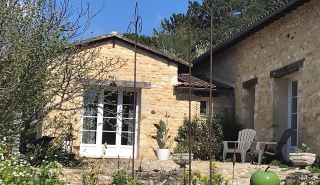Gite La Terre, lovely Gite 35 m2, 2 Persons. Large terrace with great views