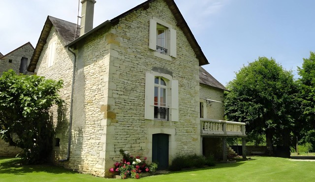 Gîte "Gîte Floirac" with Private Terrace, Garden, and Wi-Fi