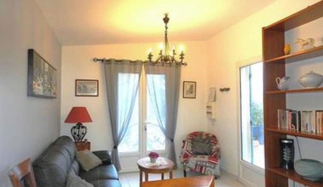 Gîte 'Gite Isis' with Private Terrace, Shared Garden and Wi-Fi