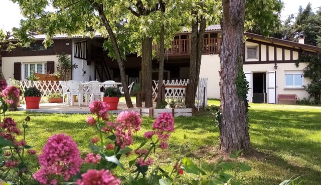 Gite Grand Jardin Large cottage nature lake