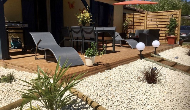 Gîte in the heart of the Périgord Noir in a large, wooded park, in a peaceful setting.