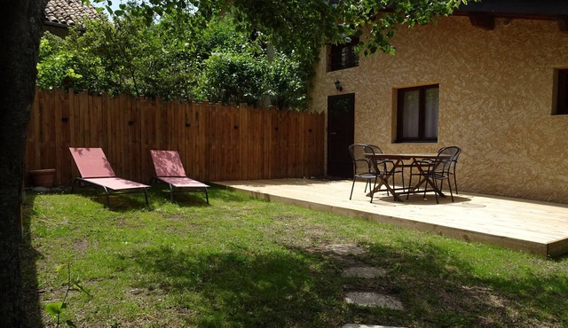 Gite Idéal Pour des Vacances au Calmes en Pleine Nature Avec Piscine