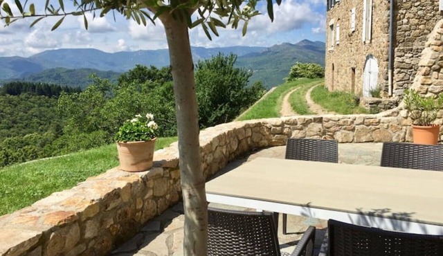 Gite in Ardeche with breathtaking views of the mountains and valley