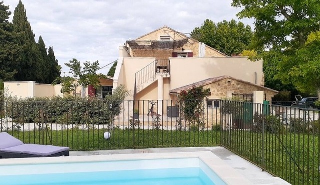 Gite in Provence ideal large family 12 people