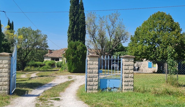 Gite in Quercy 5 people, swimming pool, tennis court
