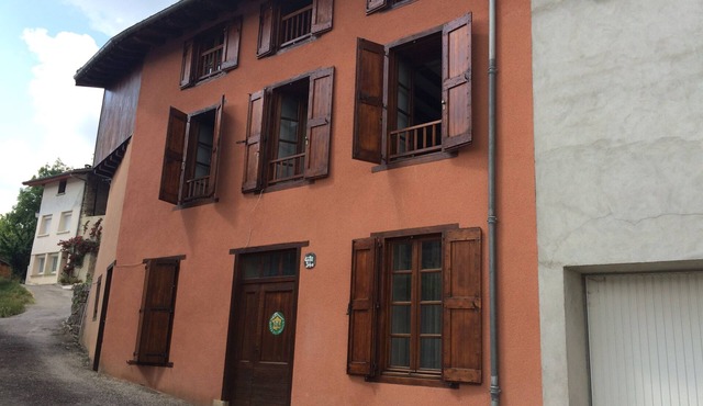 Gite in RDC, in authentic village, in Cathar country near Montségur.