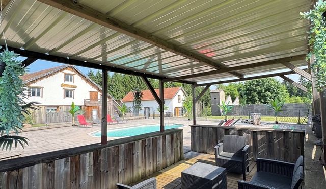GITE IN RENOVATED VOSGIENNE FARMHOUSE WITH FENCED POOL