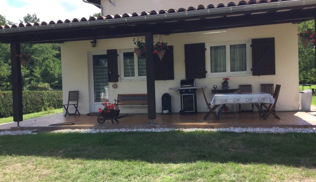 Gîte in the heart of a charming village