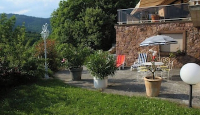 Gite in the heart of nature with panoramic view n°1