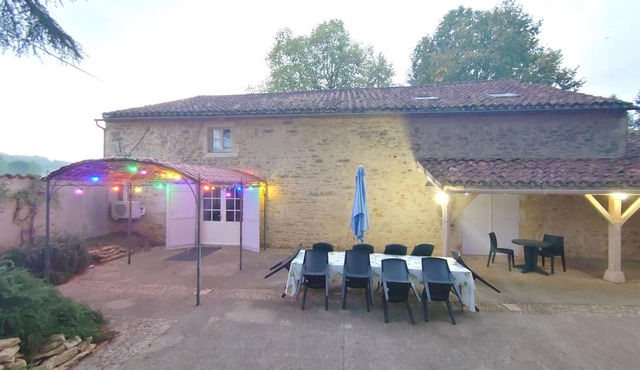 Gîte in the Lot with private indoor swimming pool