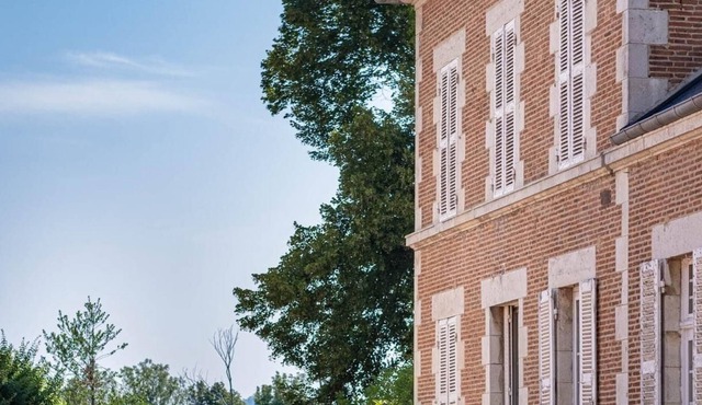 Gite Indépendant au Château Dans un Parc de 6 Hectares. Adults Only