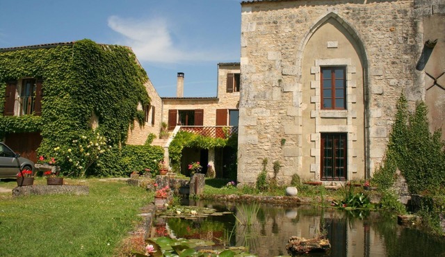 🏡Gîte insolite - water mill with swimming pool and large green park🌴🏊‍