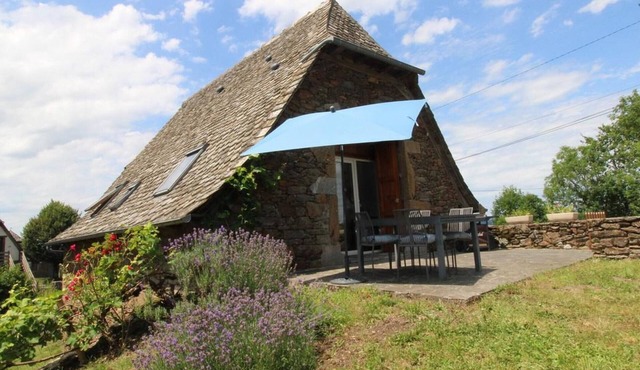 Gite Junhac, 2 bedrooms, 4 persons