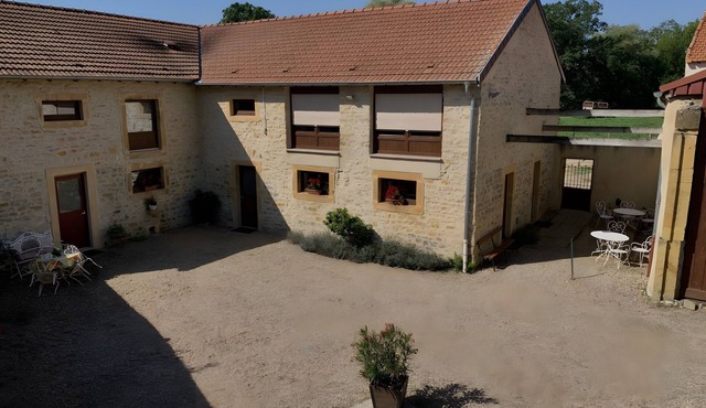 Gite l'atelier de Théophile – Renovated Workshop Near Metz, 4 Guests, Terrace & Garden